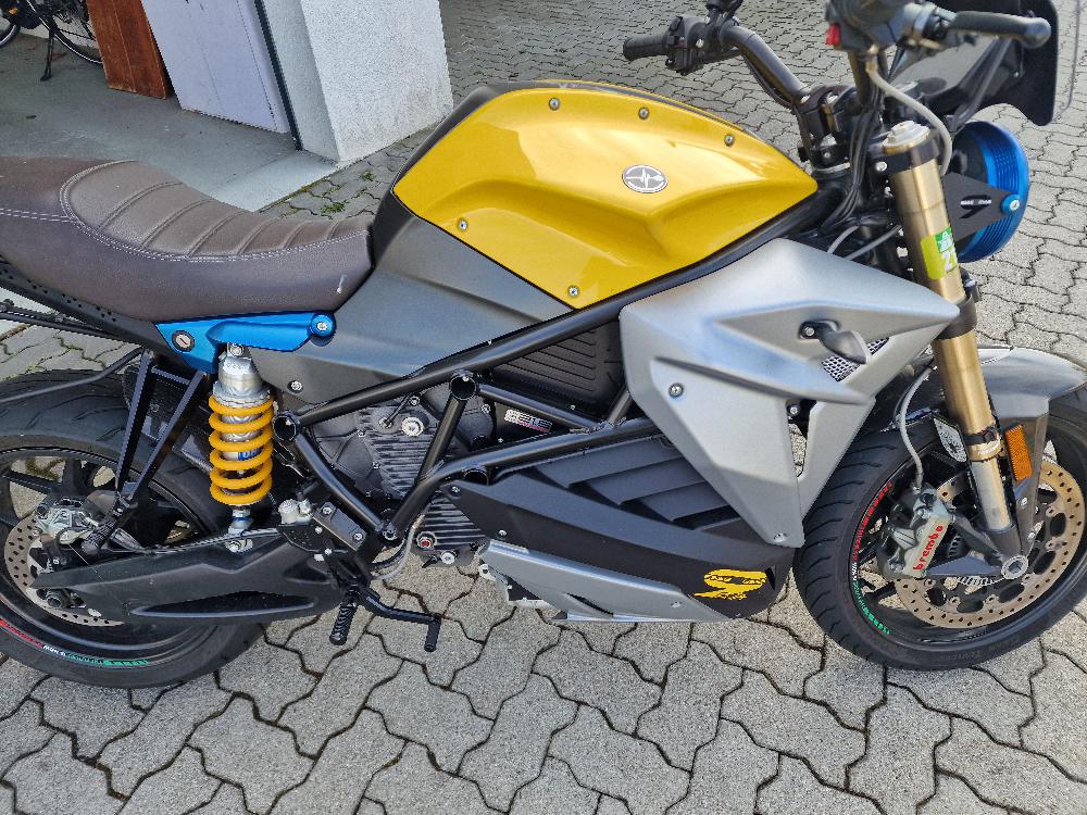 Motorrad verkaufen Andere Energica Eva EsseEsse9+ Ankauf